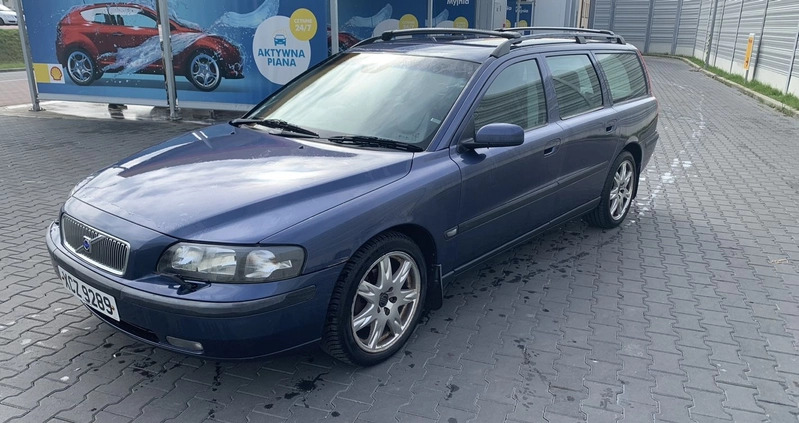Volvo V70 cena 6700 przebieg: 277848, rok produkcji 2004 z Rybnik małe 79